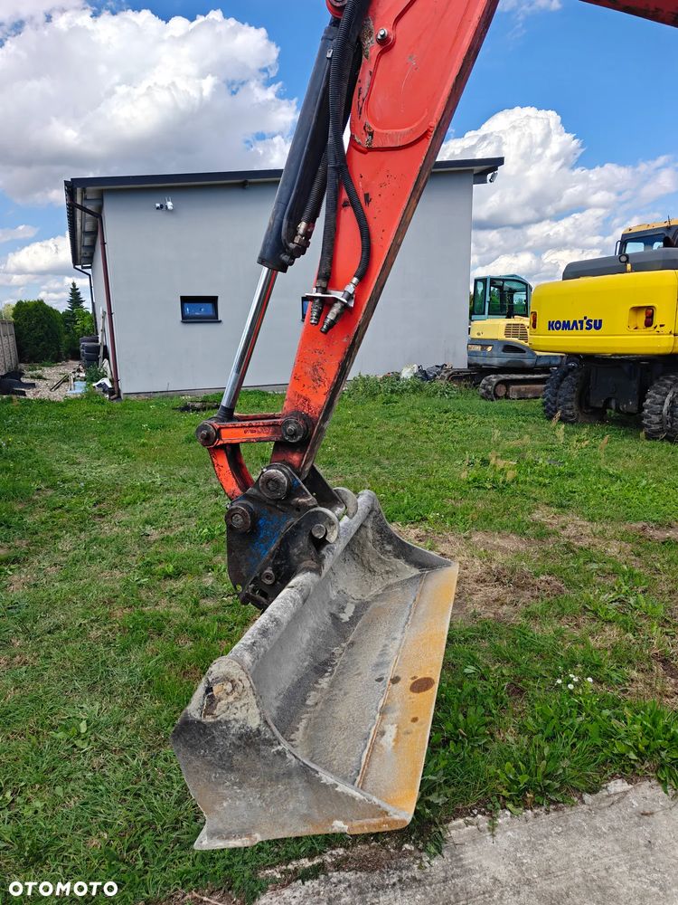 Kubota U-27 - 6