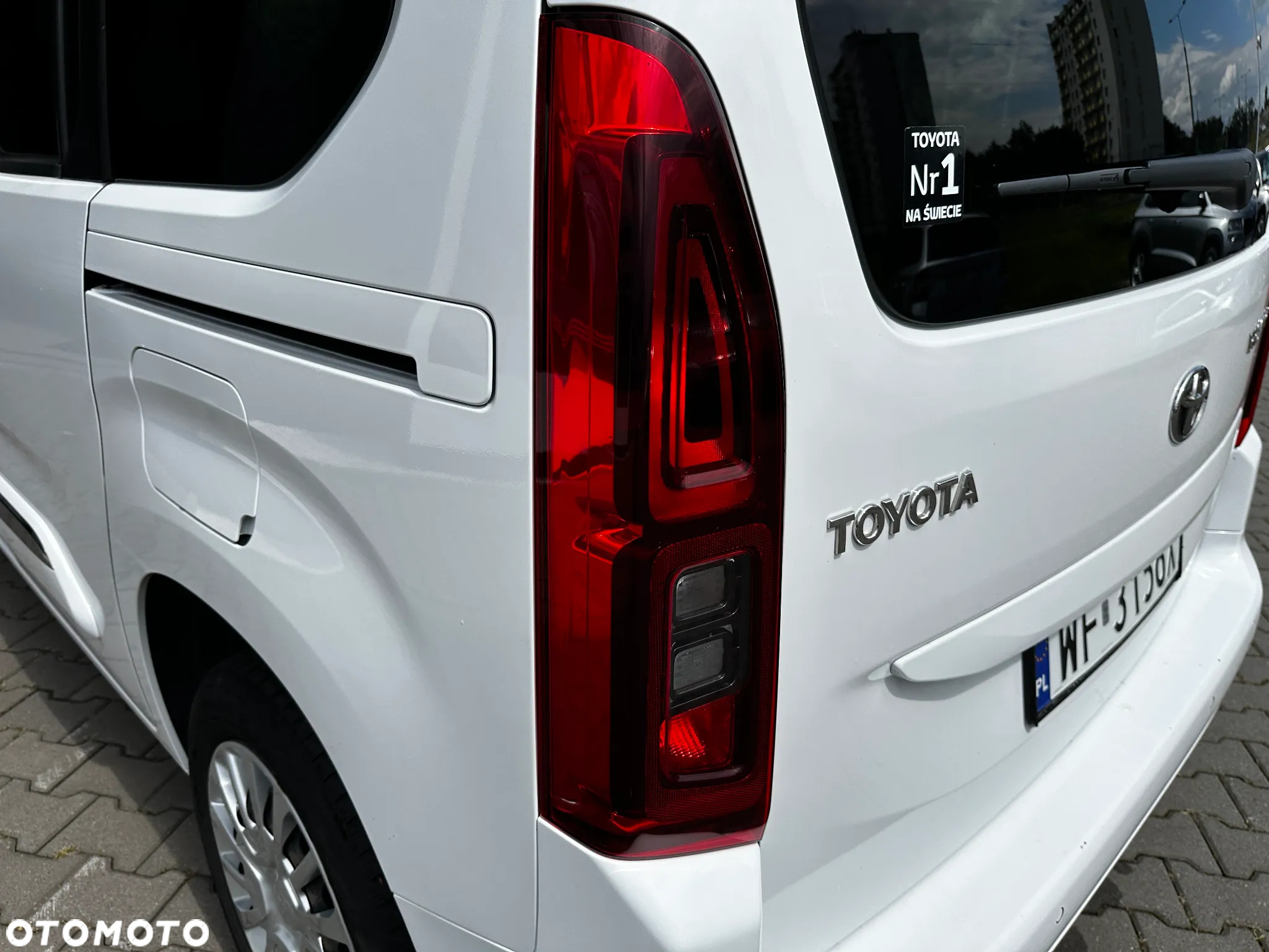 Toyota Proace City Verso 1.5 D-4D Business - 10