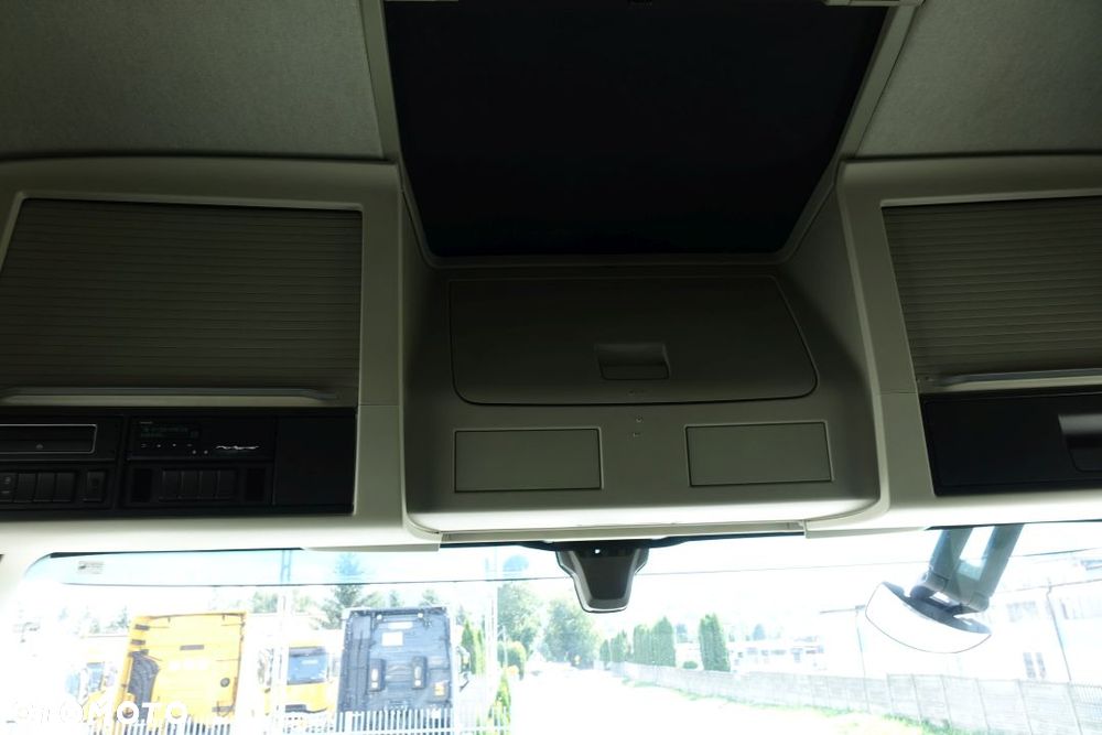 Volvo FH 500 GLOBETROTTER / EURO 6 / STANDARD / AUTOMAT / KLIMATYZACJA POSTOJOWA / LODÓWKA - 21