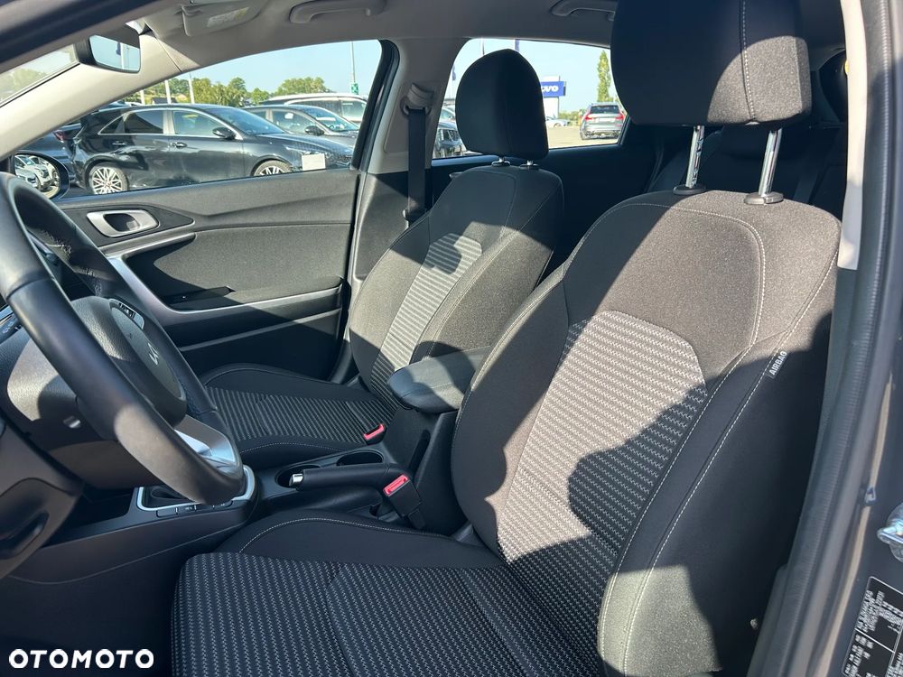 Kia Ceed 1.5 T-GDI M - 9