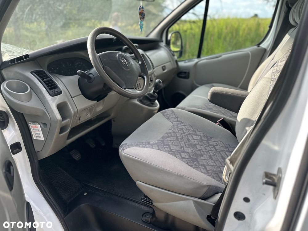 Opel Vivaro - 14