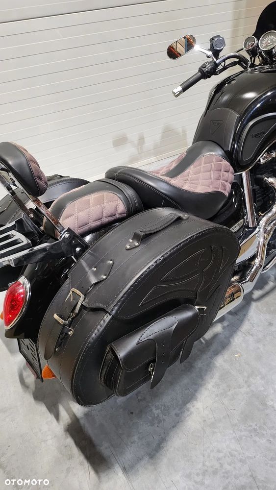 Triumph Rocket - 7