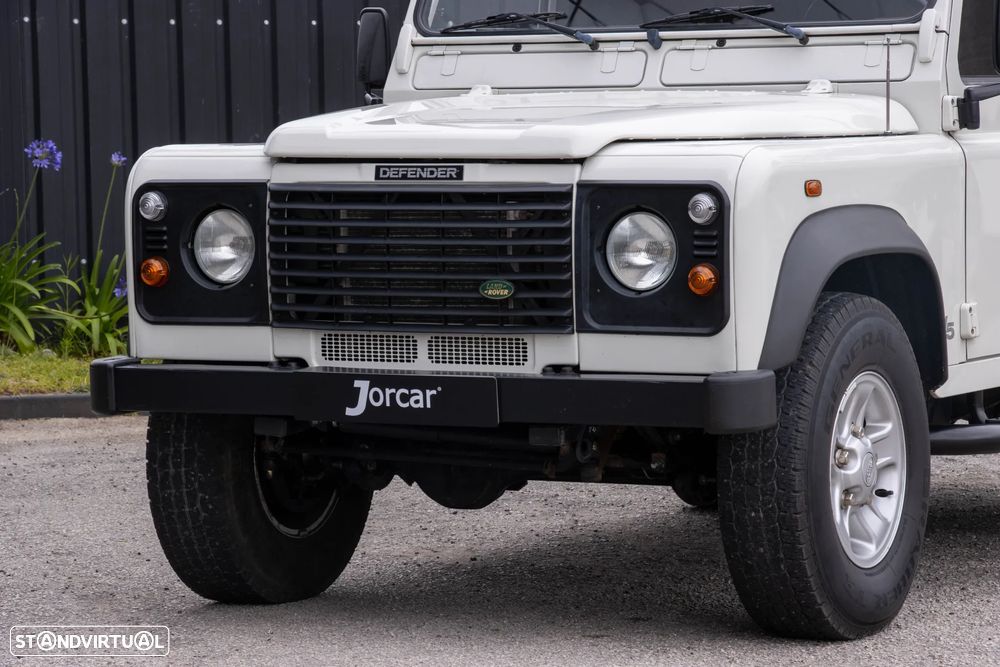 Land Rover Defender 110 2.5 Td5 E - 5