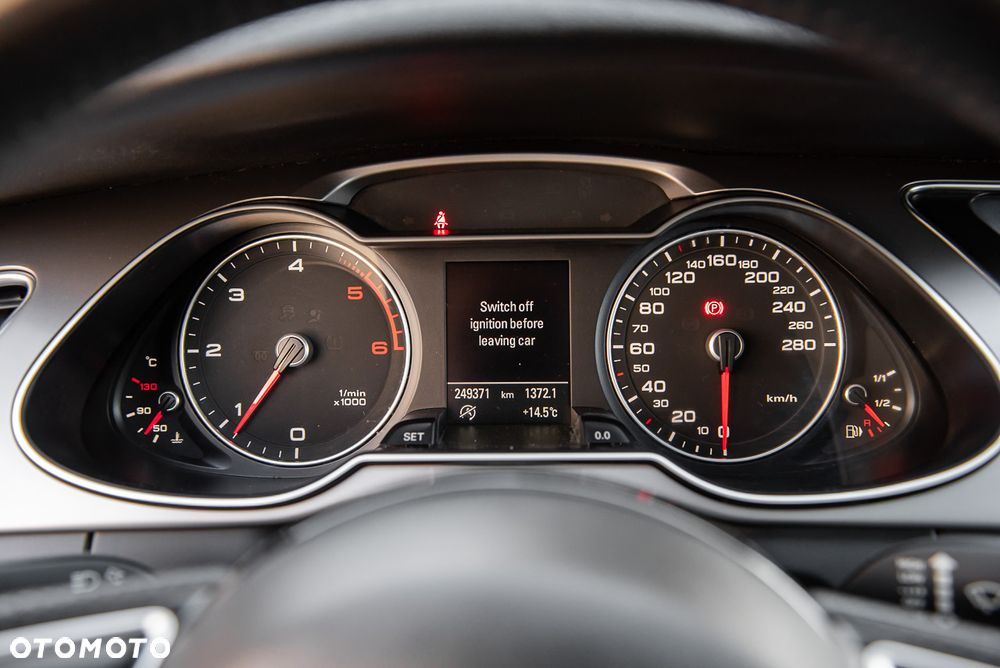 Audi A4 Avant 2.0 TDI DPF S line Sportpaket - 18