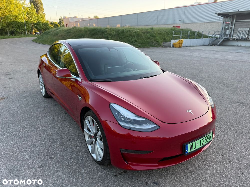 Tesla Model 3 Performance AWD - 3