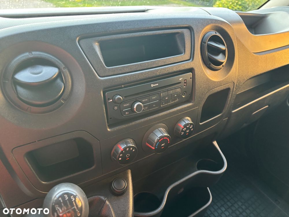 Renault Master - 24