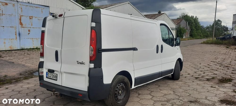 Renault Trafic - 10