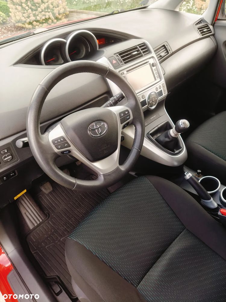 Toyota Verso 1.8 5-Sitzer Comfort - 6