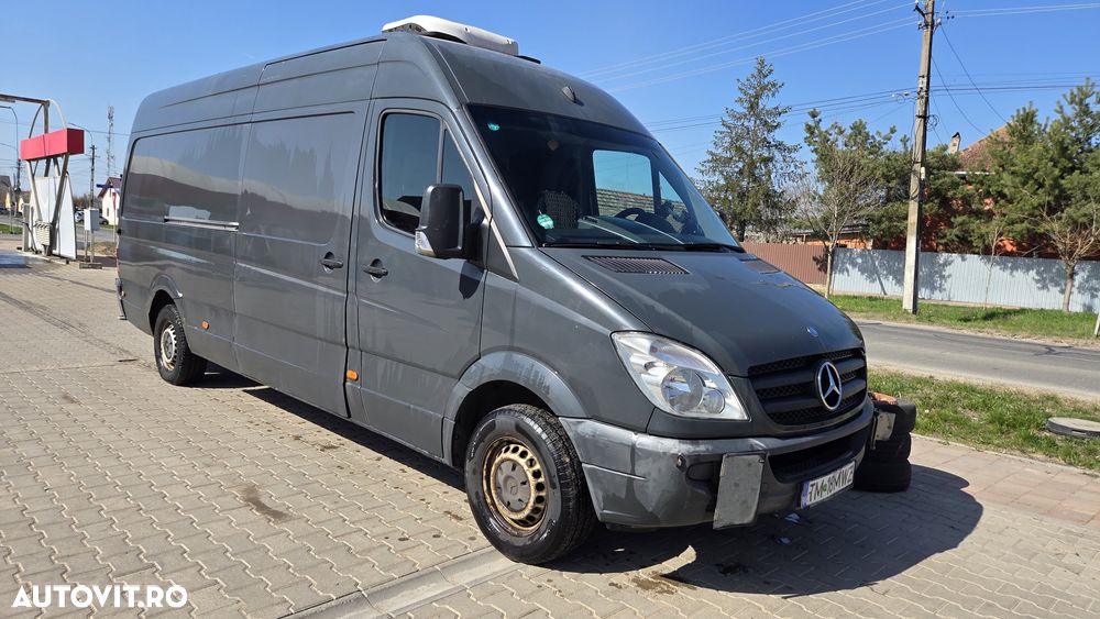 Mercedes-Benz Sprinter - 1