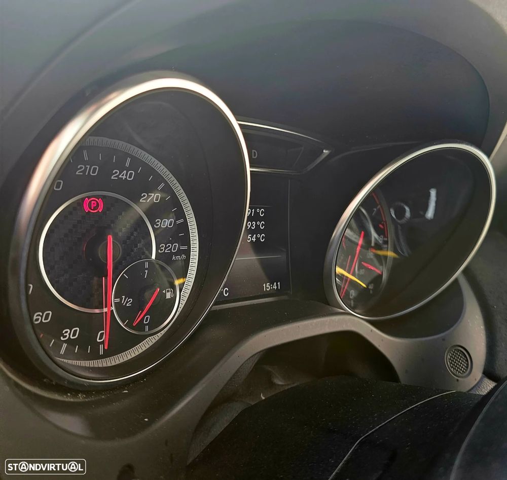 Mercedes-Benz A 45 AMG 4-Matic - 16