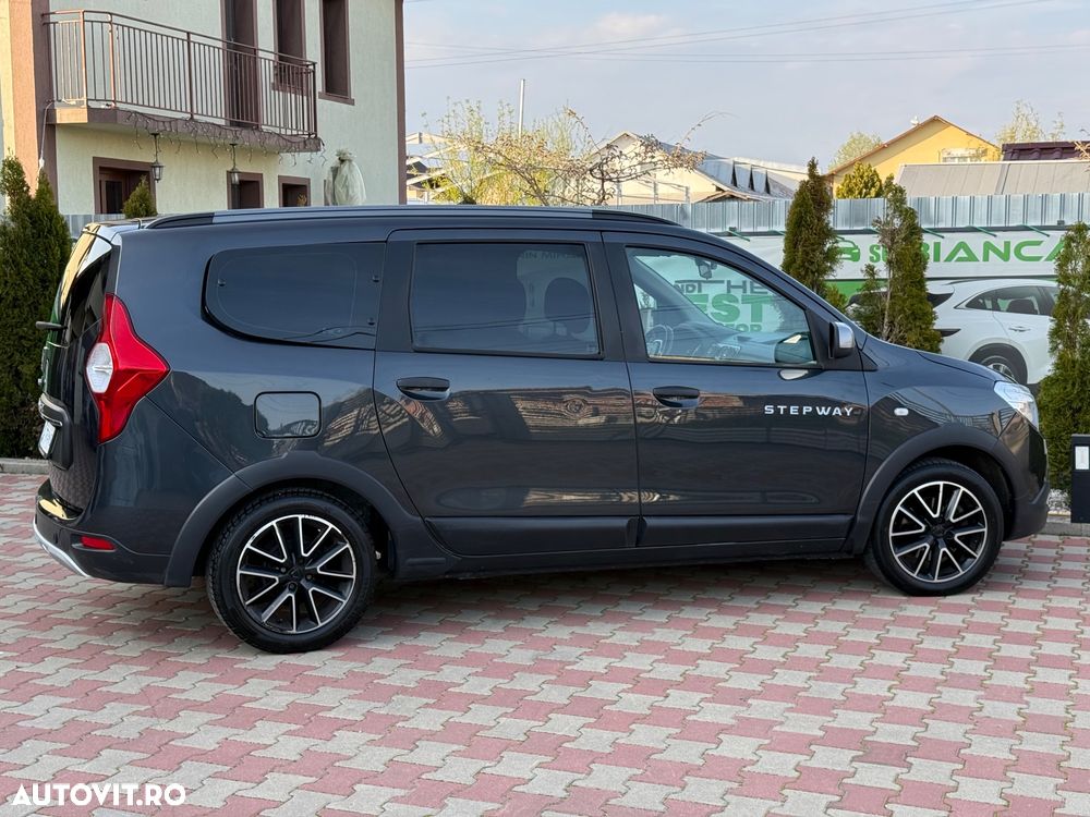 Dacia Lodgy 1.5 dCi Stepway - 15