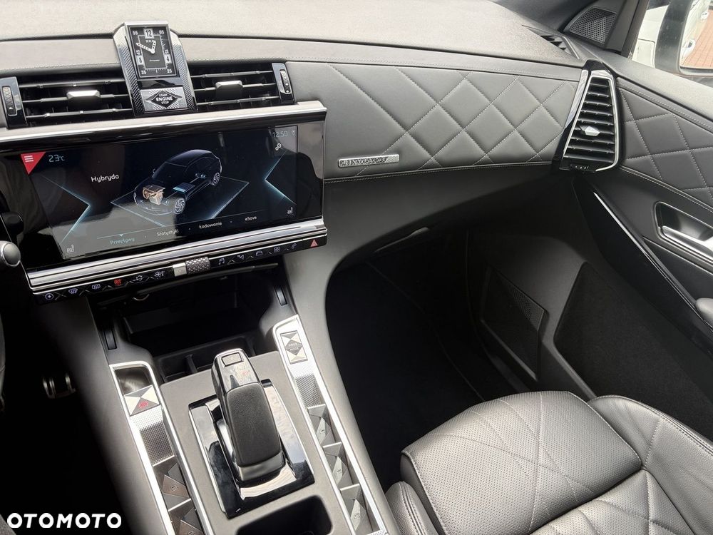 DS Automobiles DS 7 Crossback - 17