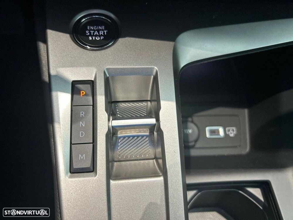 Peugeot 308 1.2 Hybrid Style e-DCS6 - 20