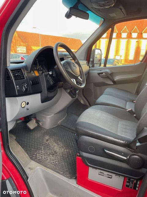Mercedes-Benz SPRINTER - 8