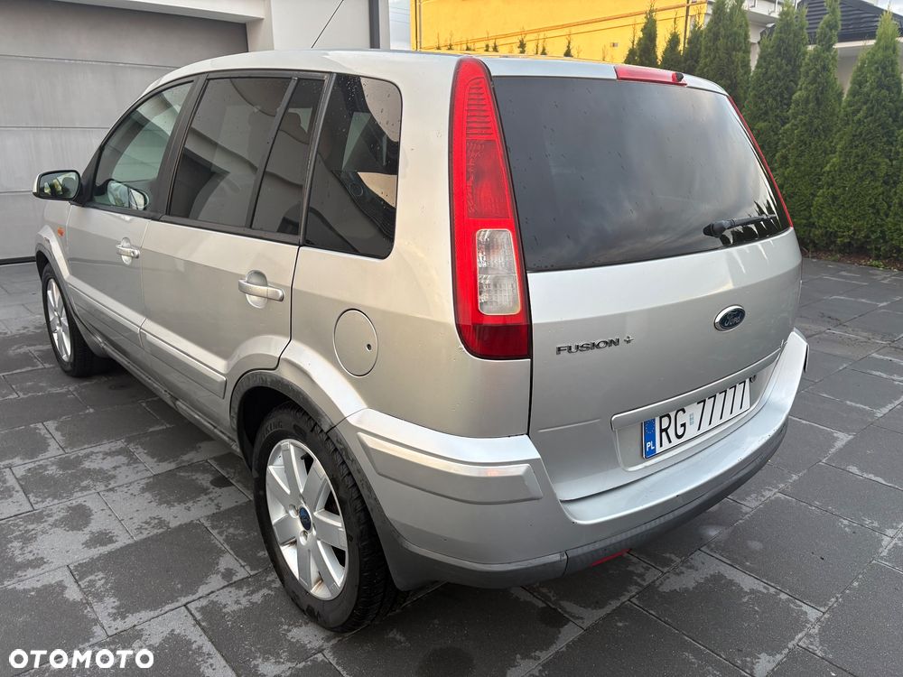 Ford Fusion - 3