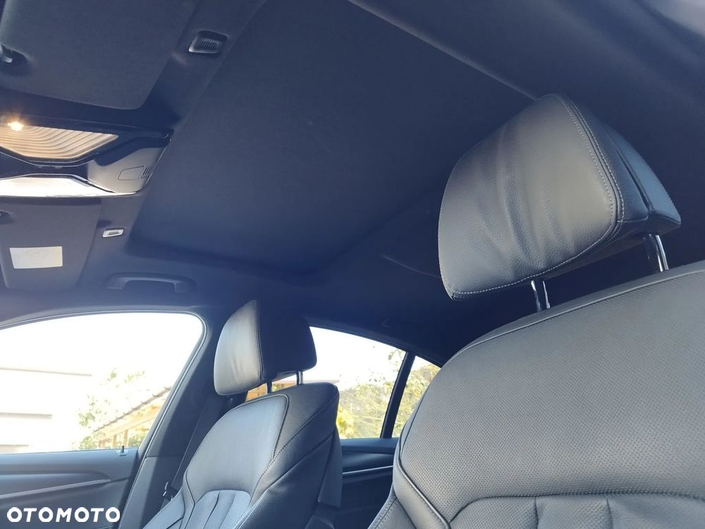 BMW Seria 5 520d MHEV M Sport sport - 6
