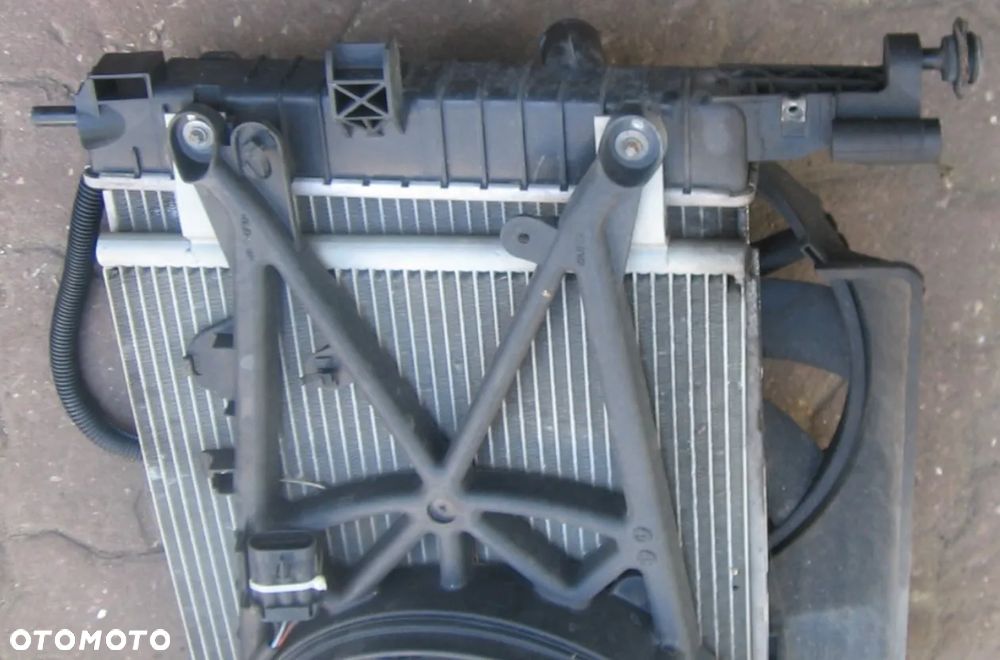 chłodnica wody klimy wentylator MERIVA A 1.7 CDTI opel - 4