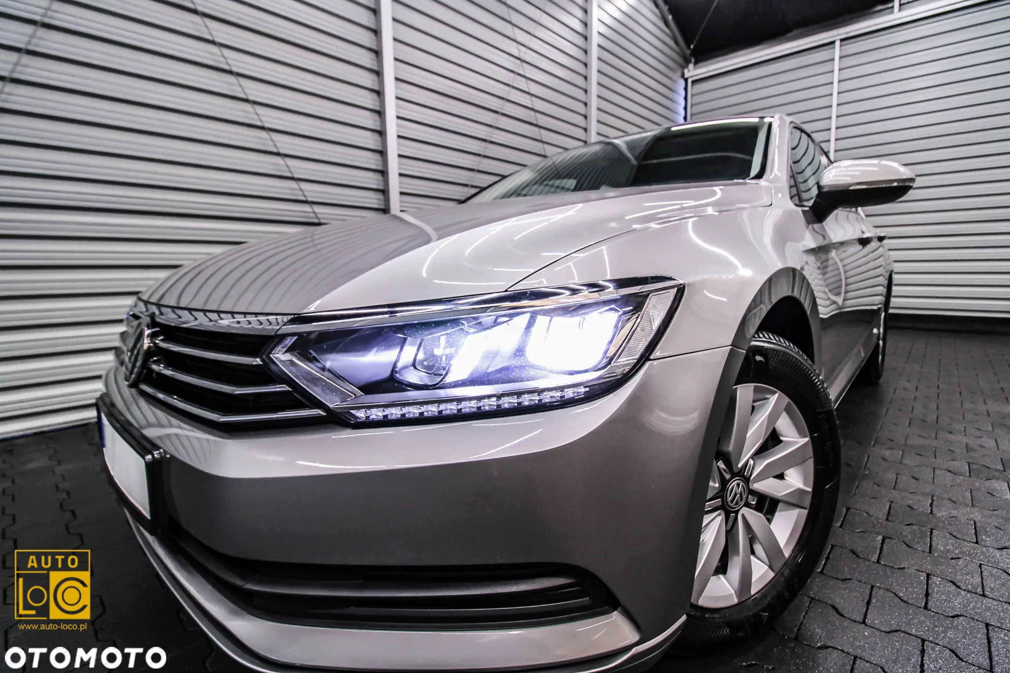 Volkswagen Passat 1.4 TSI BMT Trendline - 35
