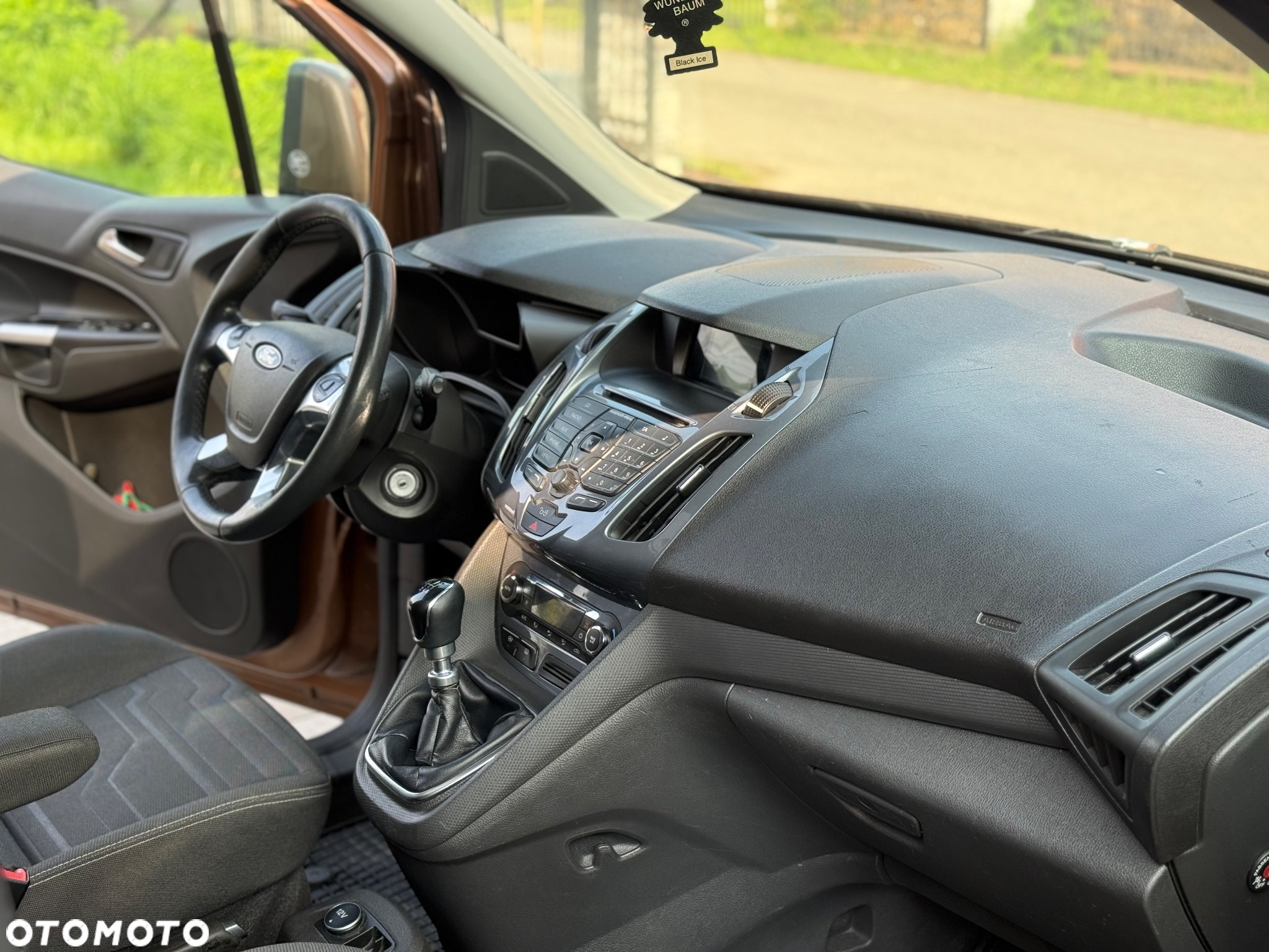 Ford Tourneo Connect 1.6 TDCi Titanium - 14