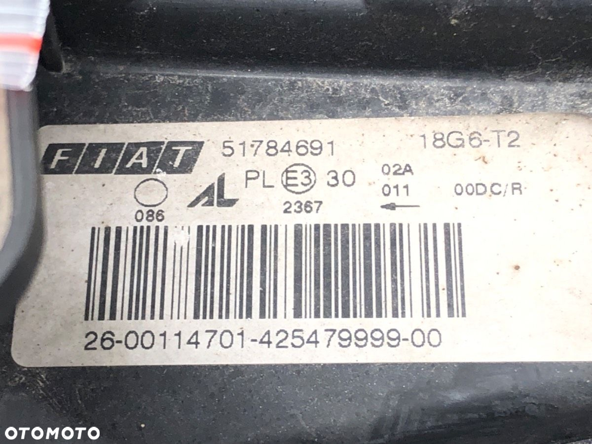 REFLEKTOR PRAWY PRZÓD XENON - 479.00 PLN - FIAT CROMA (194_) 2005 - 2022 1.9 D Multijet (194AXC1B, - 3