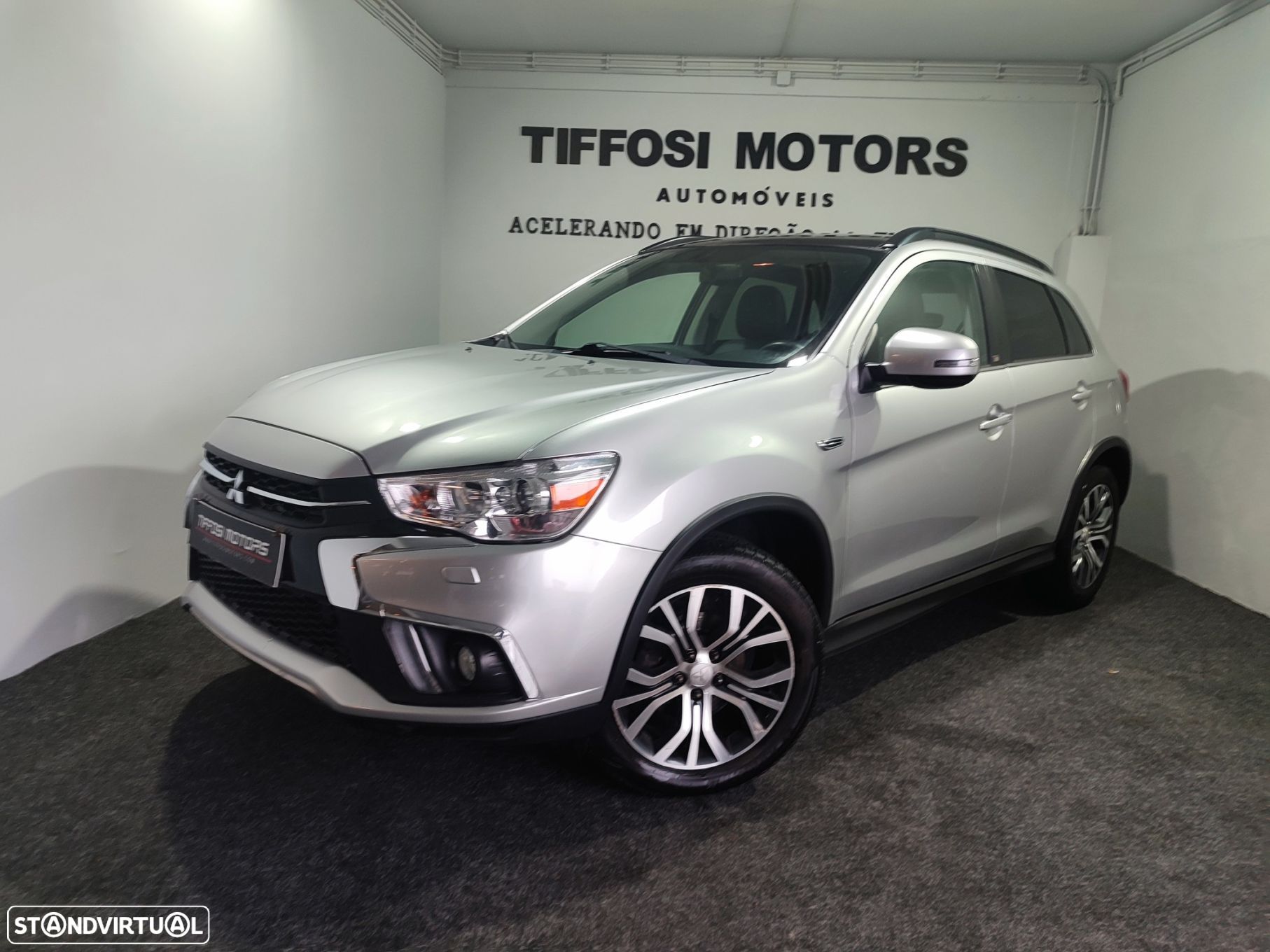 Mitsubishi ASX 1.6 DI-D Instyle Connect Edition - 1