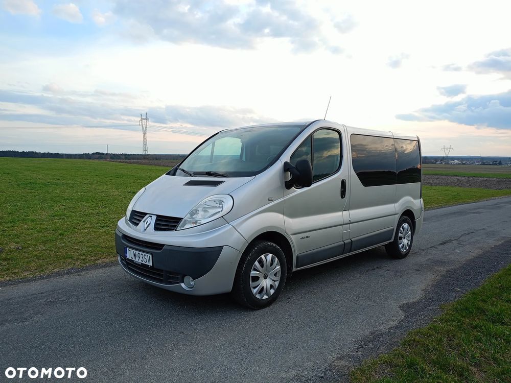 Renault Trafic Passenger Expression - 3