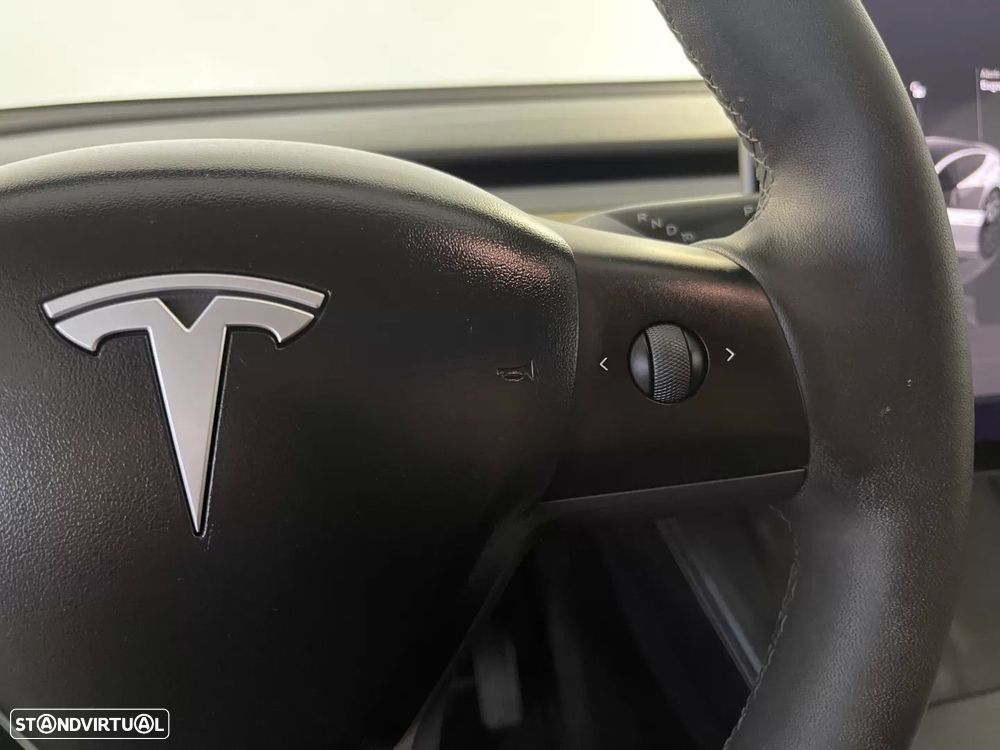 Tesla Model Y Tração Traseira - 21
