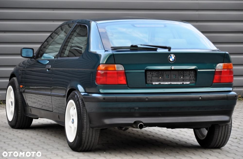 BMW Seria 3 316i - 4