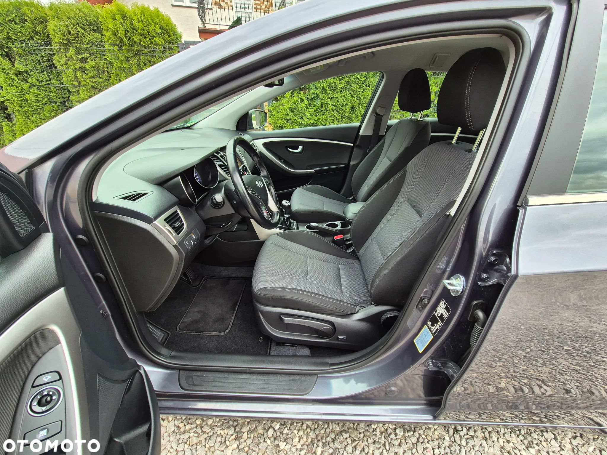 Hyundai i30 blue Kombi 1.4 Classic Navigation - 21