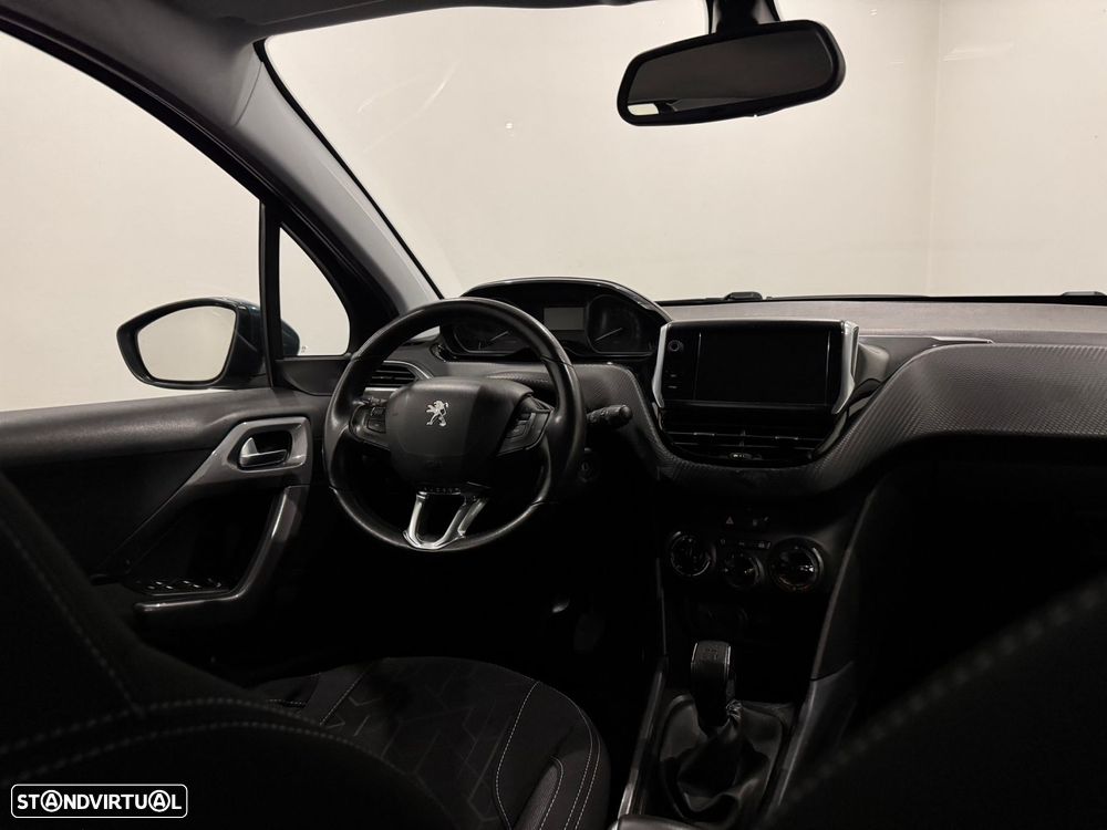 Peugeot 2008 1.6 BlueHDi Style - 31