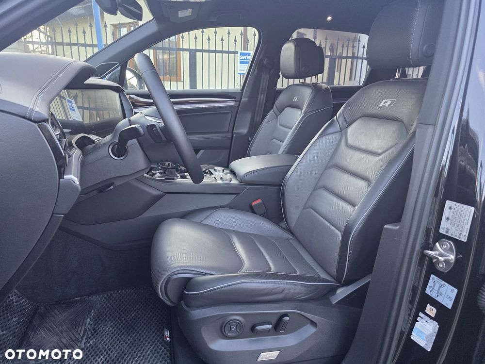 Volkswagen Touareg 3.0 V6 TDI SCR 4Mot R-Line - 16
