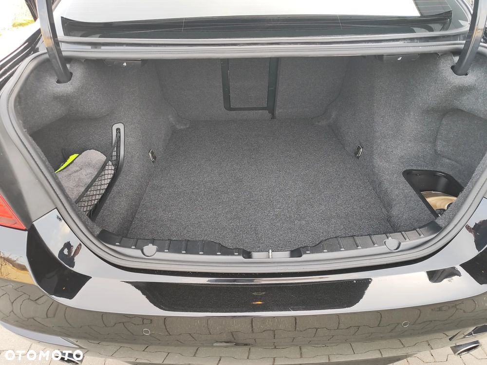 BMW Seria 5 535i - 27