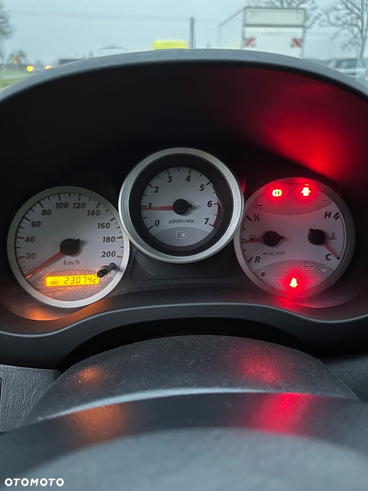 Toyota RAV4 2.0 D-4D 4x4 - 6