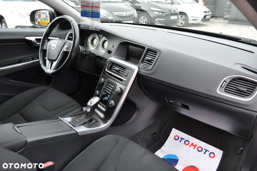 Volvo V60 - 15
