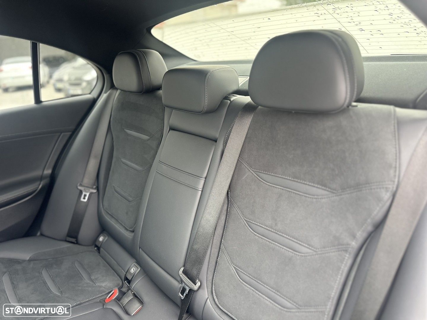 Mercedes-Benz C 63 AMG S E Performance 4Matic - 39
