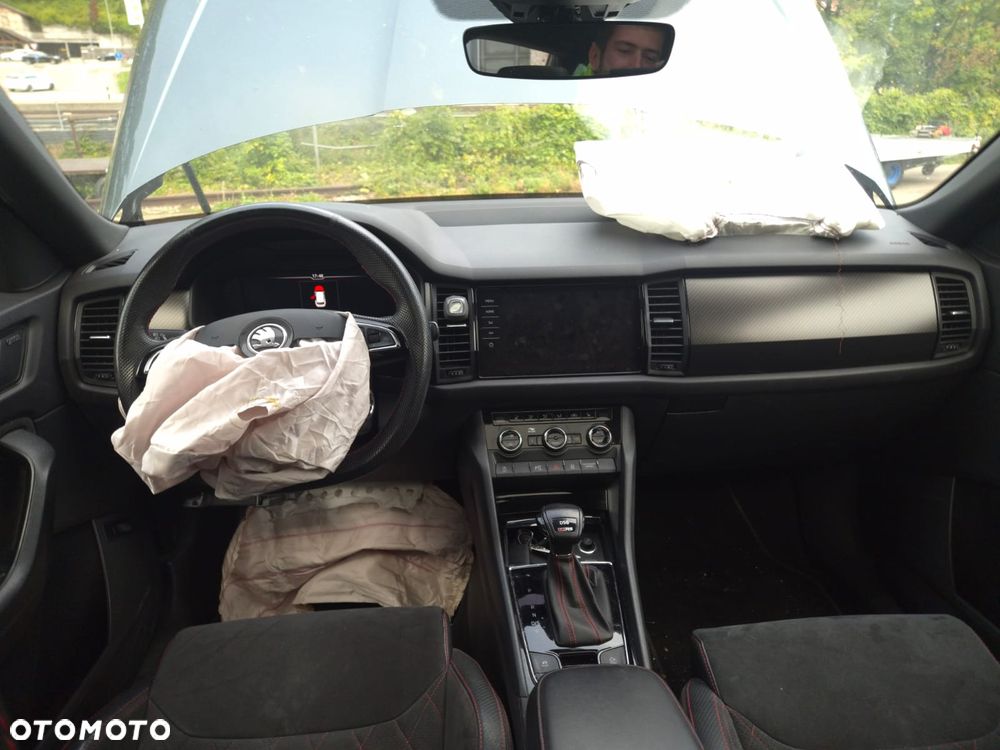 Skoda Kodiaq 2.0 Bi-TDI 4x4 DSG RS - 10
