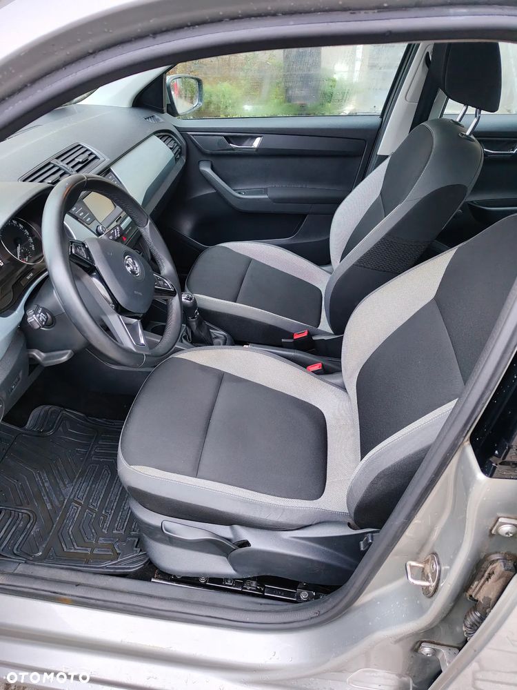 Skoda Fabia 1.0 Ambition - 10