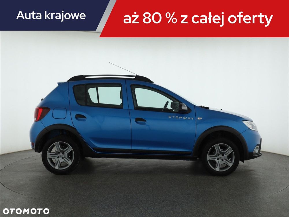 Dacia Sandero - 8
