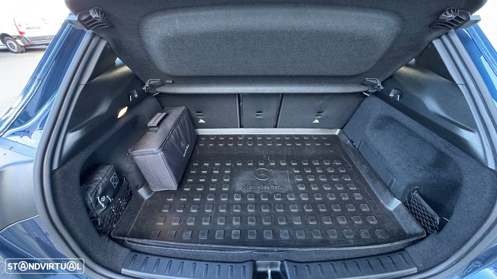 Mercedes-Benz EQA 250 AMG Line - 4