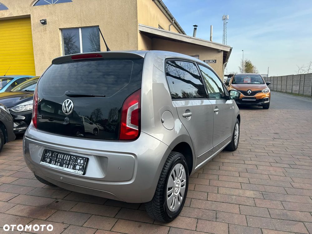 Volkswagen up! ASG move - 5