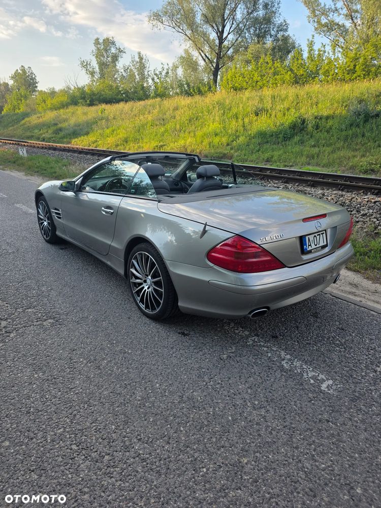 Mercedes-Benz SL 500 - 12