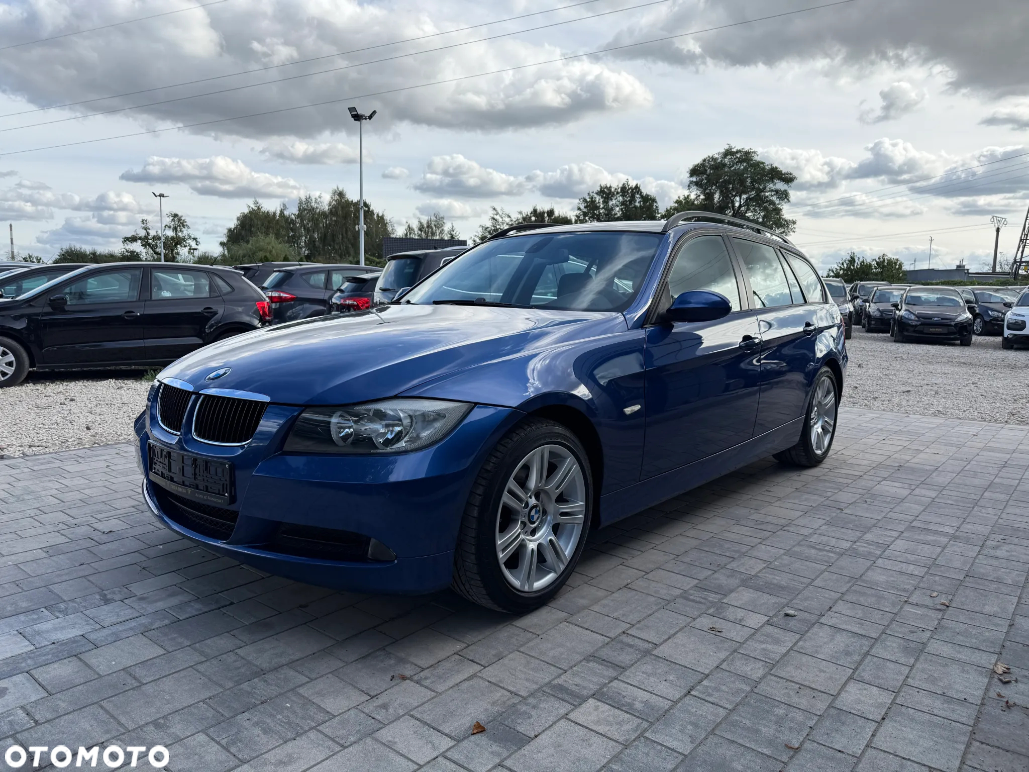 BMW Seria 3 320i Touring Edition Sport - 21