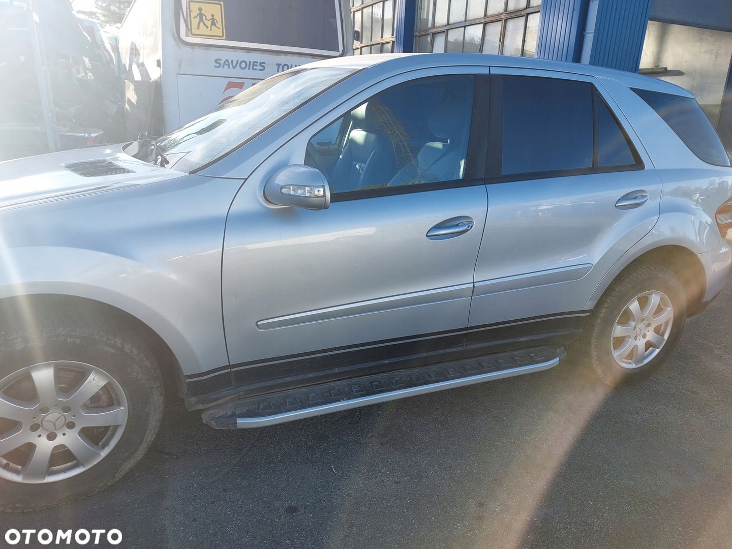 Mercedes ML W164 próg lewy - 1