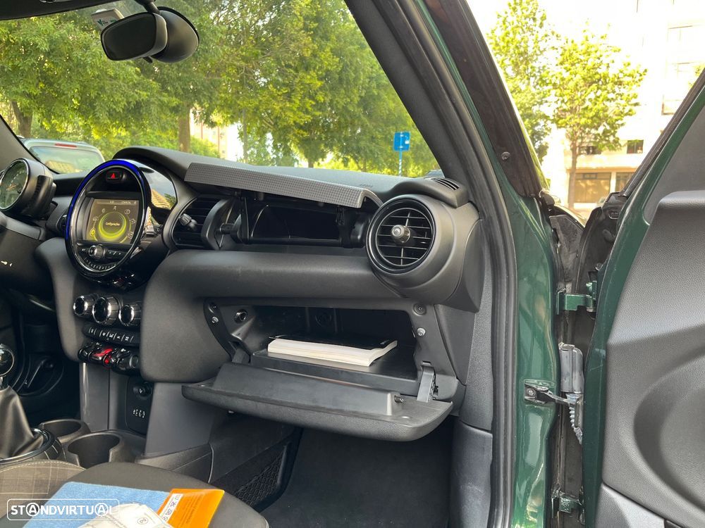 MINI 5 Portas Cooper D - 3