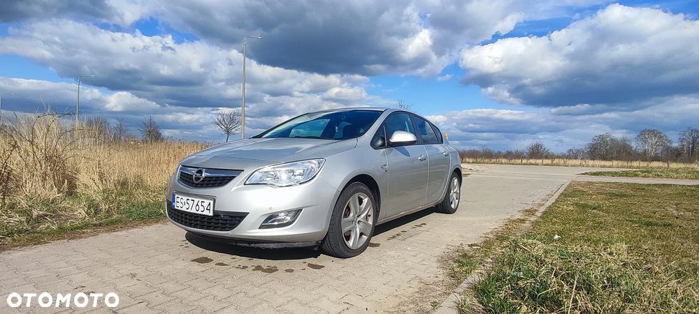 Opel Astra 1.4 T Sport - 9