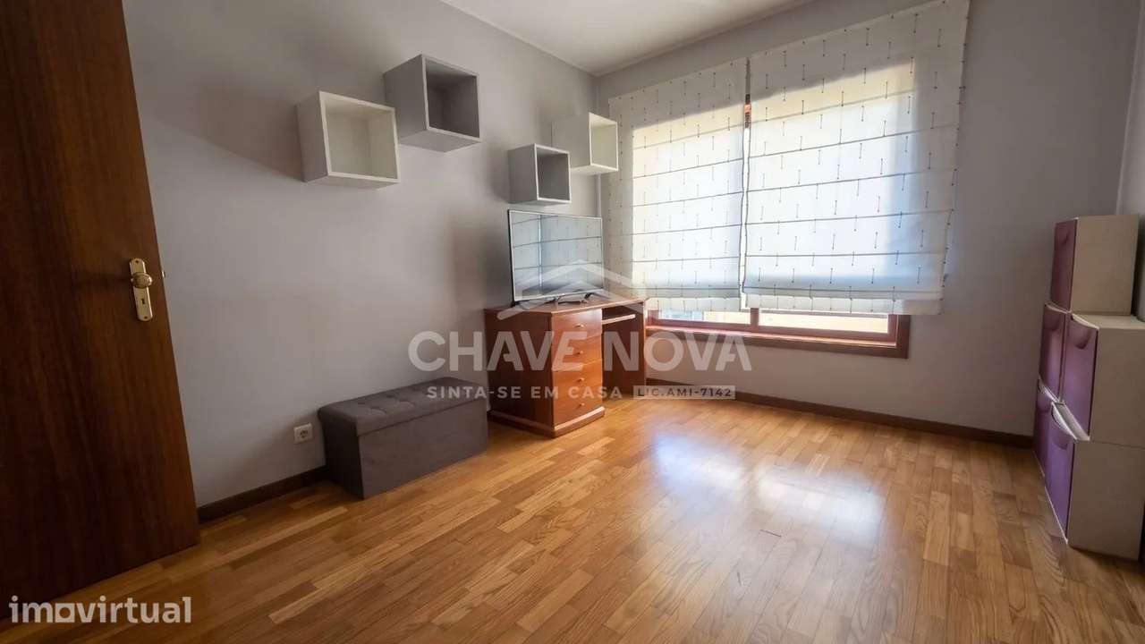 Apartamento T3 c/ Vistas Mar e Garagem Box em Canidelo - Grande imagem: 4/26