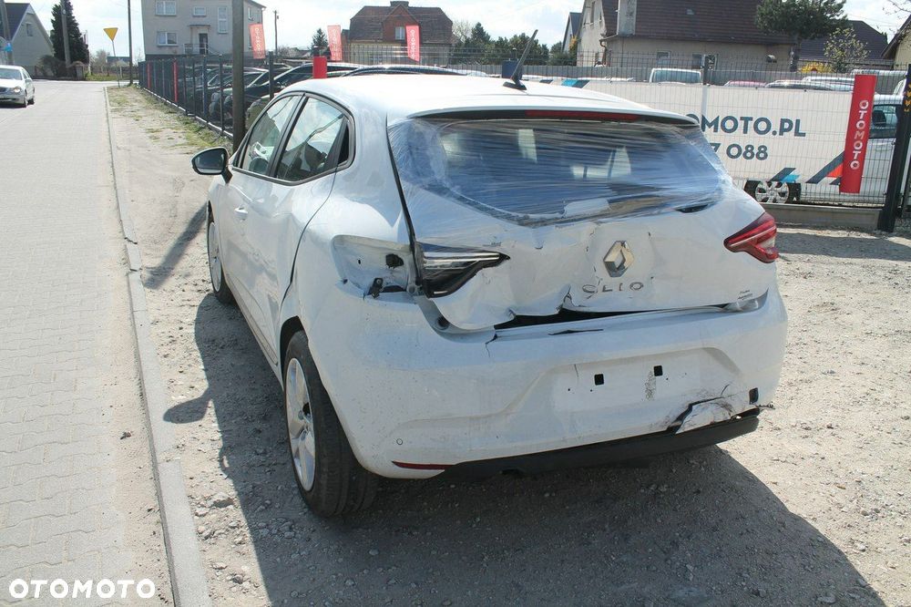 Renault Clio - 7