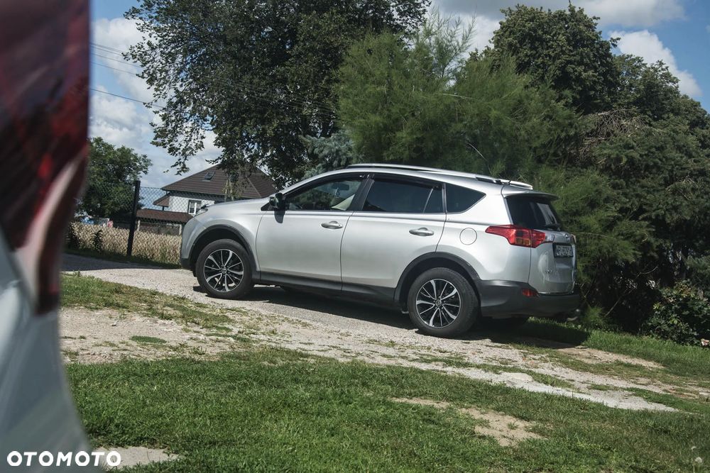 Toyota RAV4 2.0 D-4D 4x4 Comfort - 4