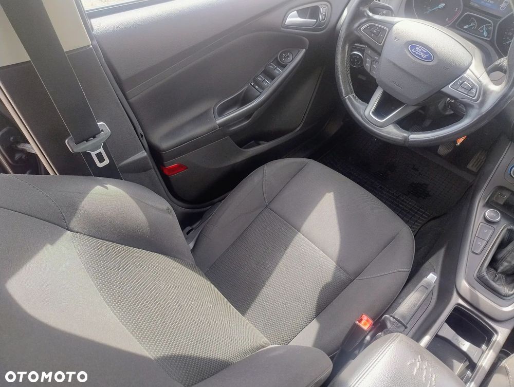 Ford Focus - 9