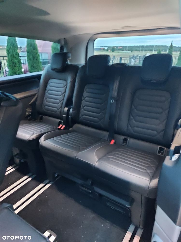 Ford Tourneo Custom 320 L2H1 VA Autm Titanium X - 23